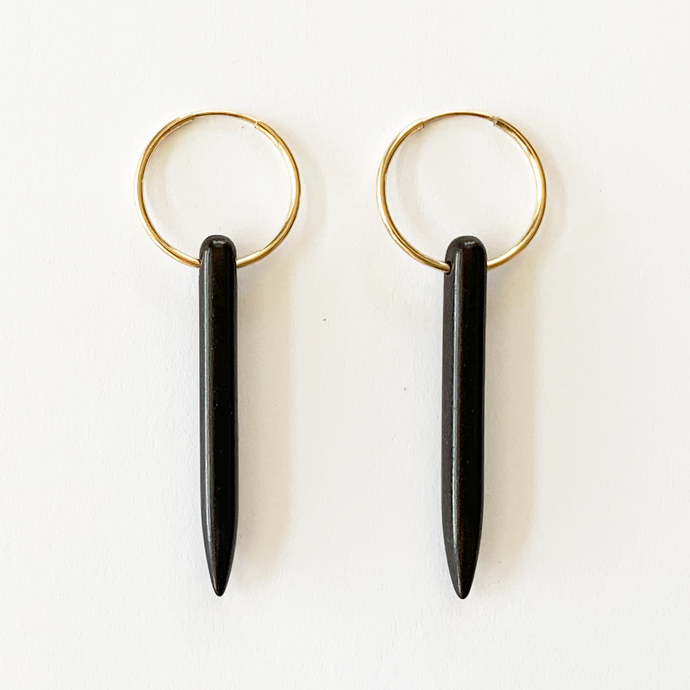 NAYLA black howlite spike earrings